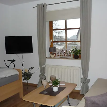 Wiesengrund - Gepflegte Und Gemütlich Mit Garten *